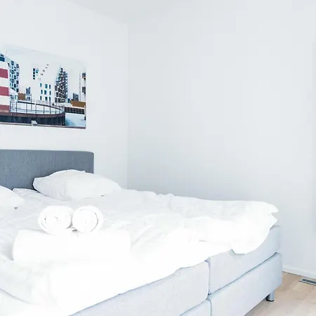 Cool 1-bed W. Private Terrace * 오덴세